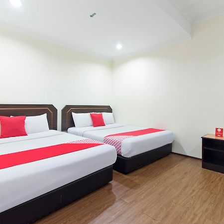 Oyo 327 Buddys Hotel Kuala Lumpur Extérieur photo