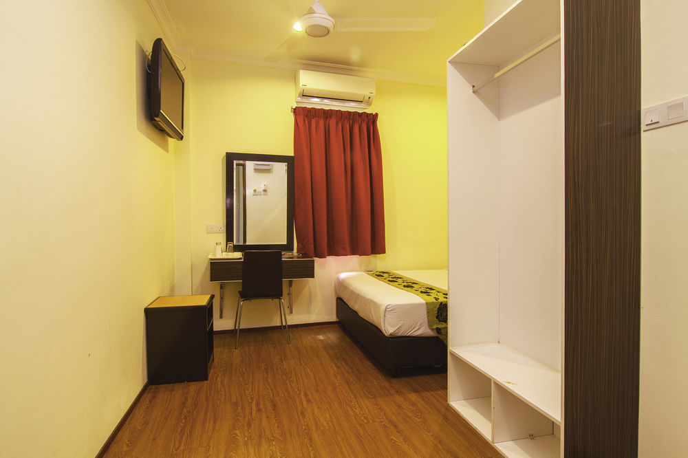 Oyo 327 Buddys Hotel Kuala Lumpur Extérieur photo